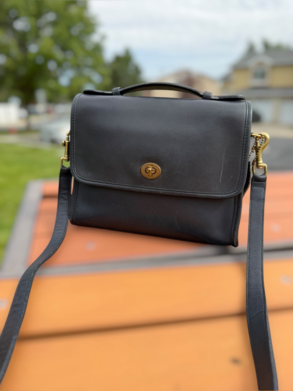 Vintage Coach Court 9870 Navy Blue Leather Crossbody Bag Made USA Hangtag